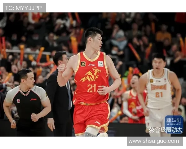 胡金秋：从青涩新星到CBA赛场的闪耀巨星之路